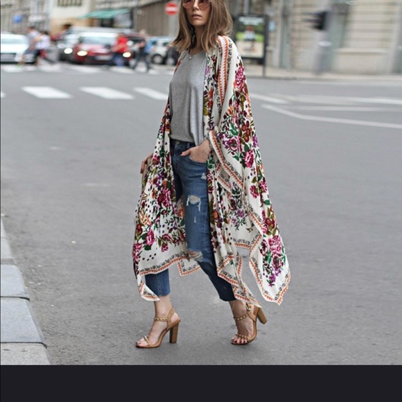 Floral print chiffon kimono - Picture 3 of 5